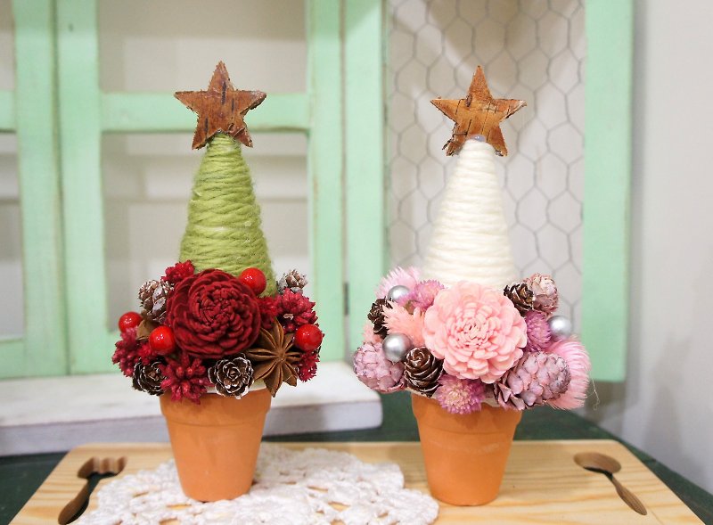 Hand made warm woolen fruit dry flower Christmas tree (red powder two photo props shop decoration) - ของวางตกแต่ง - พืช/ดอกไม้ 