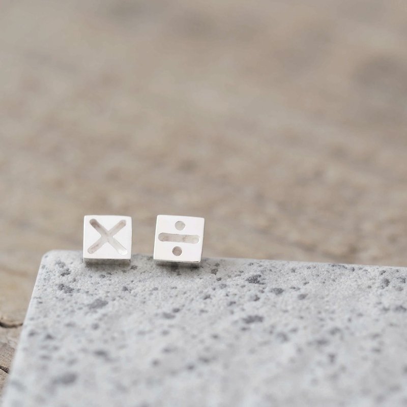 ÷ War × Multiply Earrings Silver925 - Earrings & Clip-ons - Other Metals Silver