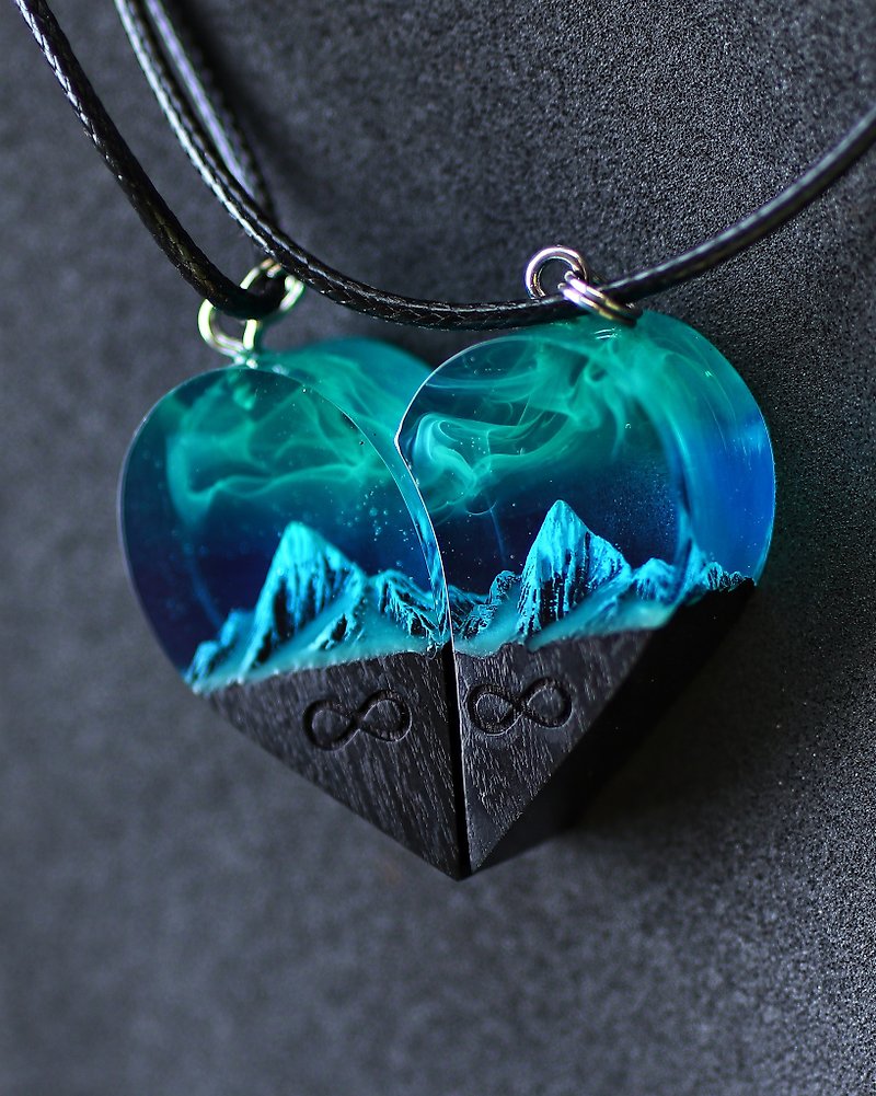 Matching necklaces Aurora borealis Wood resin pendant Couple necklace - Necklaces - Wood Multicolor