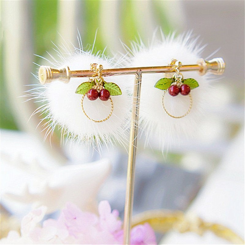 Double 11 limited | x'mas limited Christmas cherry fruit ring mink hair ball Silver gold earrings - Earrings & Clip-ons - Crystal White