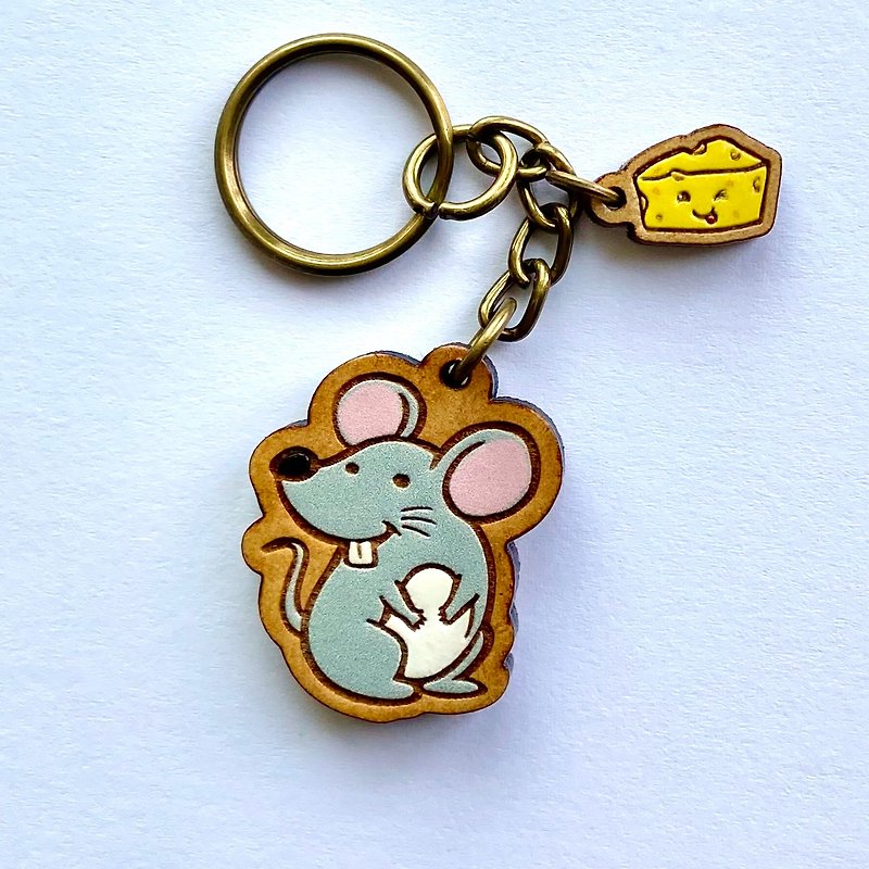 Painted Wooden key ring - Mouse - ที่ห้อยกุญแจ - ไม้ สีเทา