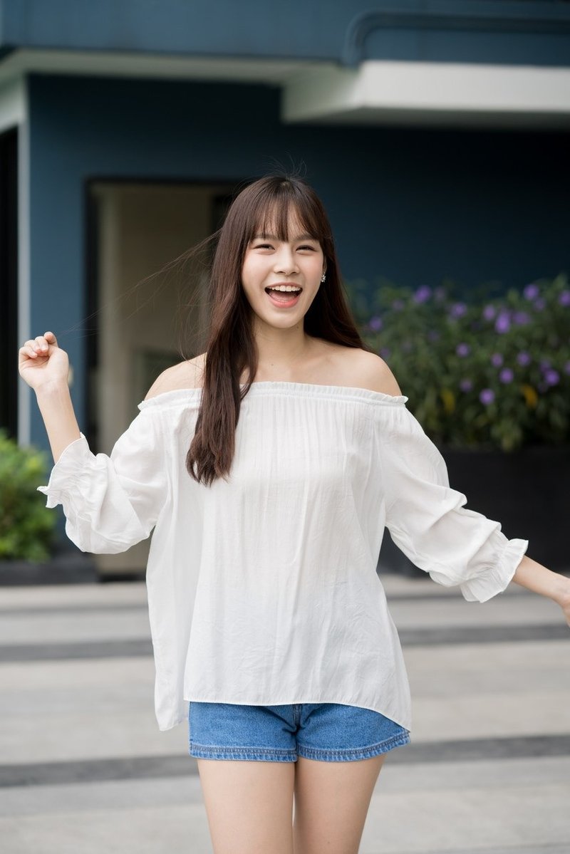 Silky puffsleeve top - 女上衣/長袖上衣 - 其他材質 白色
