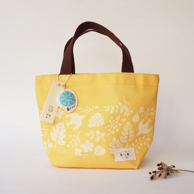 Life series –Tote bag - flying birds and leaves(yellow) - กระเป๋าถือ - เส้นใยสังเคราะห์ สีเหลือง