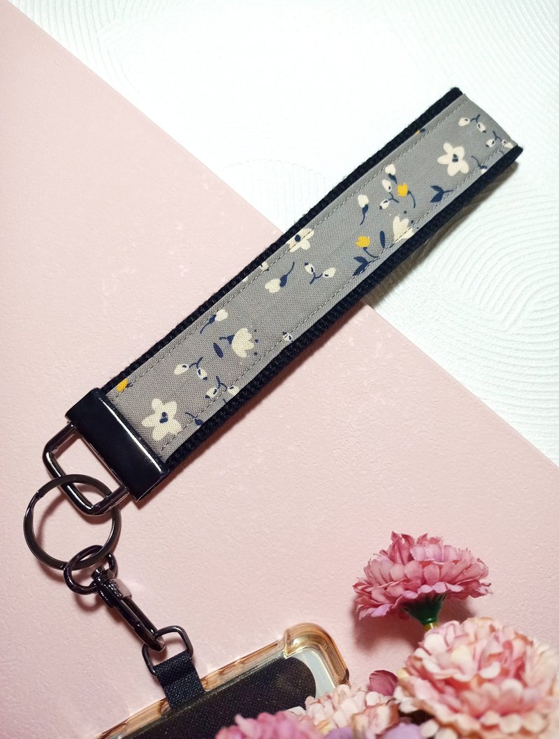 Mobile phone lanyard/key ring/wrist rope/lanyard/lanyard-Little Jasmine (milk tea gray/green) - เชือก/สายคล้อง - ผ้าฝ้าย/ผ้าลินิน 