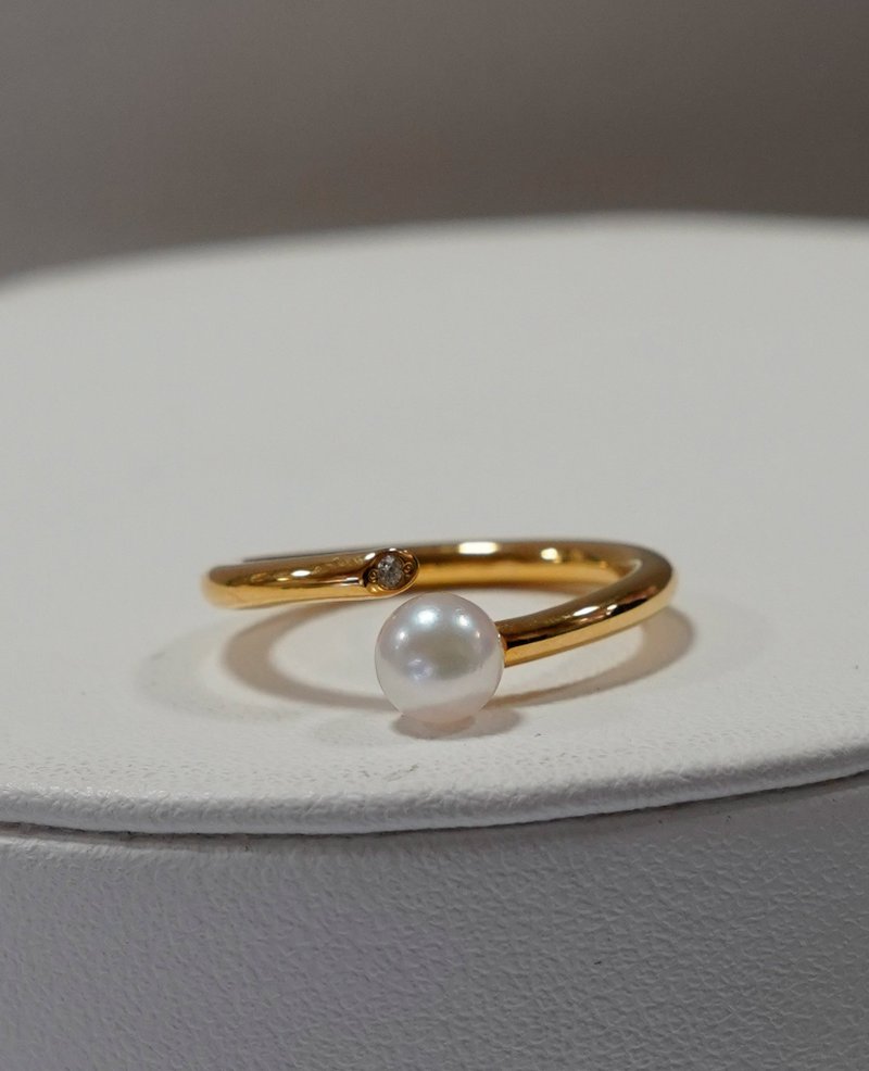 SV Akoya Diamond Pearl Ring - 戒指 - 其他金屬 金色