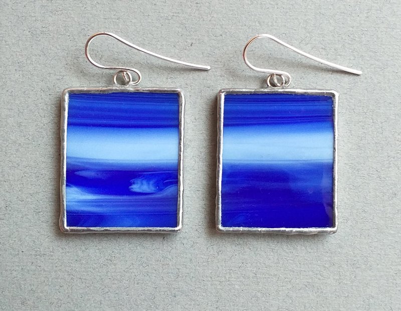 Blue large stained glass earrings Big square earrings - 耳環/耳夾/耳骨夾 - 玻璃 藍色