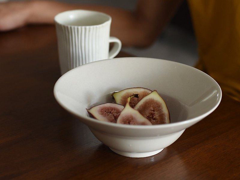 Yanji Life|Jingdezhen original ceramic grass-wood gray-glazed official hat bowl household Japanese-style soup bowl dessert bowl - Plates & Trays - Porcelain 