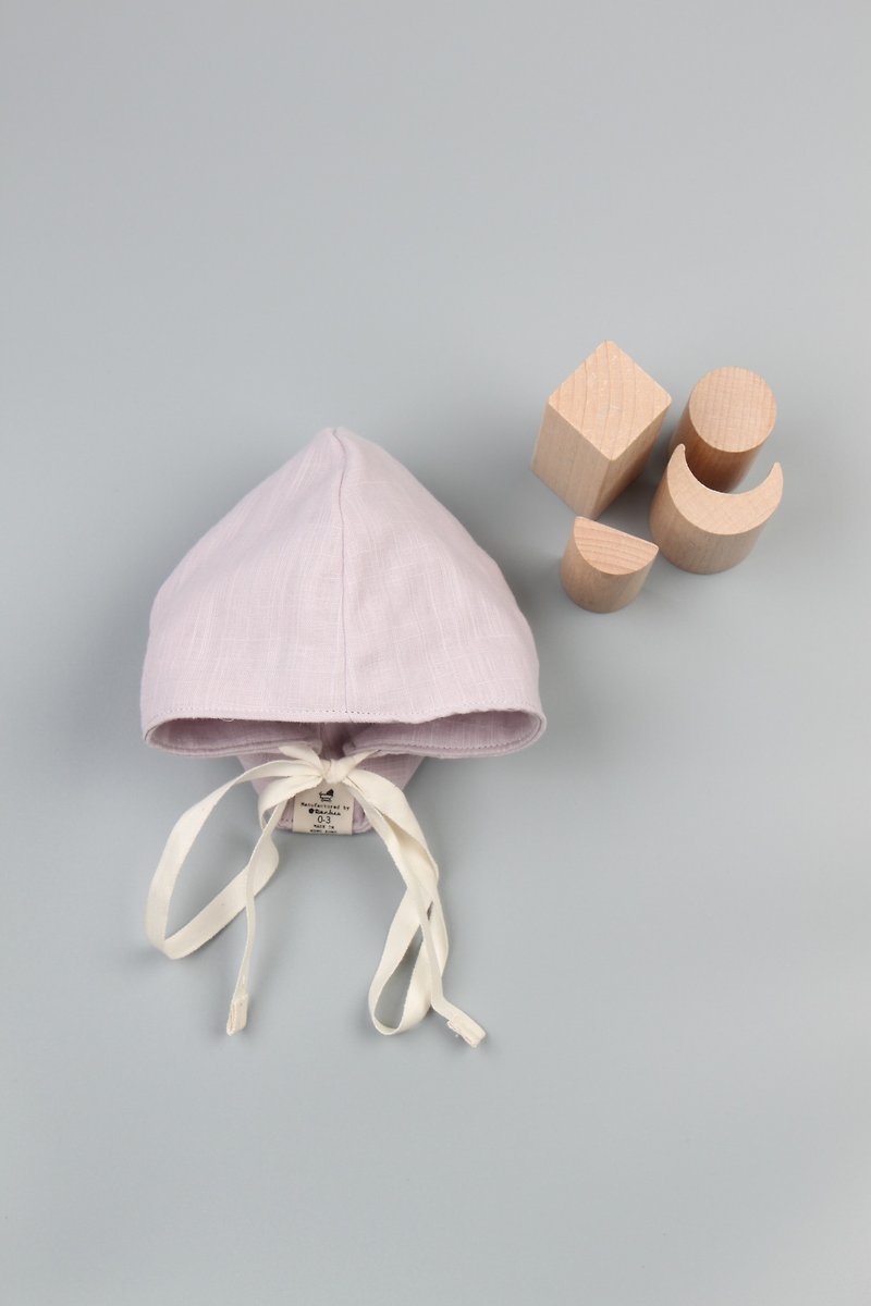 Bonbies. Japanese pure cotton double-sided double gauze. Handmade small hat. Lily of the valley. - ผ้ากันเปื้อน - ผ้าฝ้าย/ผ้าลินิน สึชมพู