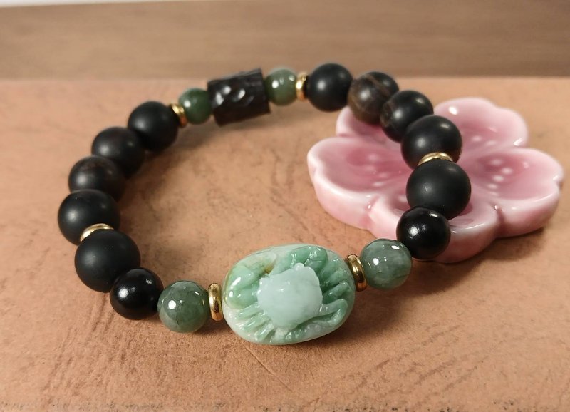 New Year's gift | Beads carved bracelet crab three-color Burmese jade + obsidian + wood / matte surface can be played with - Bracelets - Jade Green