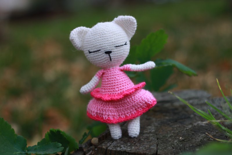 Crochet cat white, Crochet cat Stuffed, toy knitted cat, Big soft cat - 寶寶/兒童玩具/玩偶 - 羊毛 