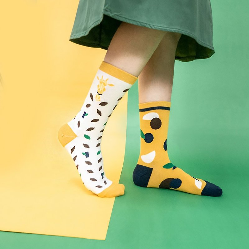 [Prairie Rhapsody] AB mid-tube socks I Taiwan original design socks / Z0022 - Socks - Cotton & Hemp Yellow
