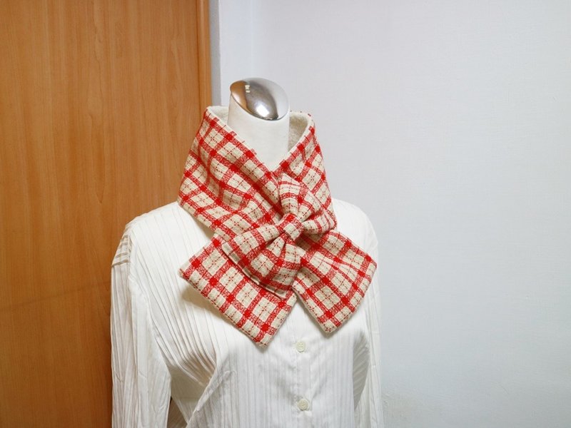 Bow-tie adjustable short scarf. scarf thermal scarf double-sided and two-color suitable for both adults and children - Knit Scarves & Wraps - Other Materials Multicolor