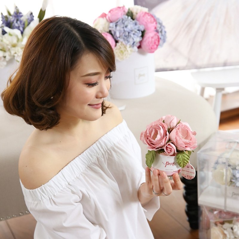 Aromatic Gift Box Small Flowers for Special Occasions! - ของวางตกแต่ง - กระดาษ หลากหลายสี