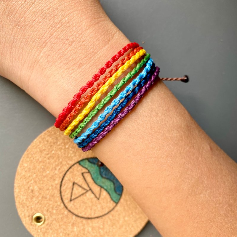 Waxed Surfer Bracelet - The Rainbow - สร้อยข้อมือ - ผ้าฝ้าย/ผ้าลินิน 