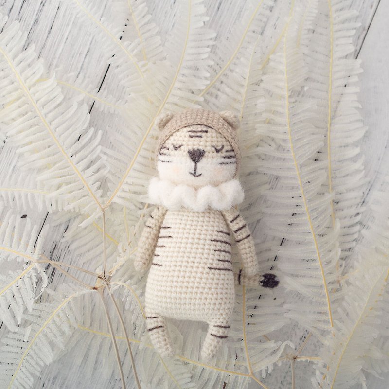 Cute little Fuhu (about 12.5 cm high)-a handmade doll specially made for newborn babies - ของเล่นเด็ก - ขนแกะ ขาว