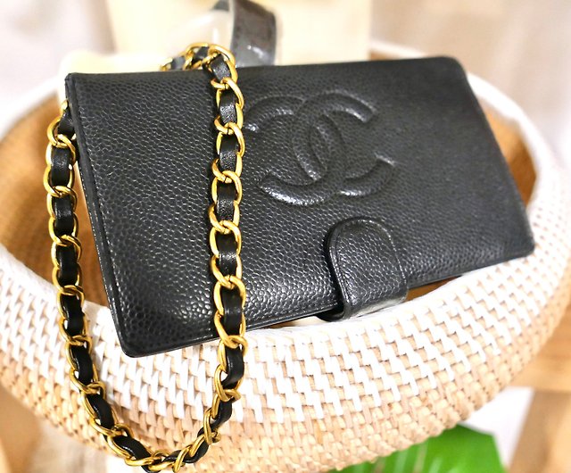 Vintage Chanel Caviar Leather Embossed Double-C Wallet/WOC - with original  box - Shop unmemoire-crafter Wallets - Pinkoi