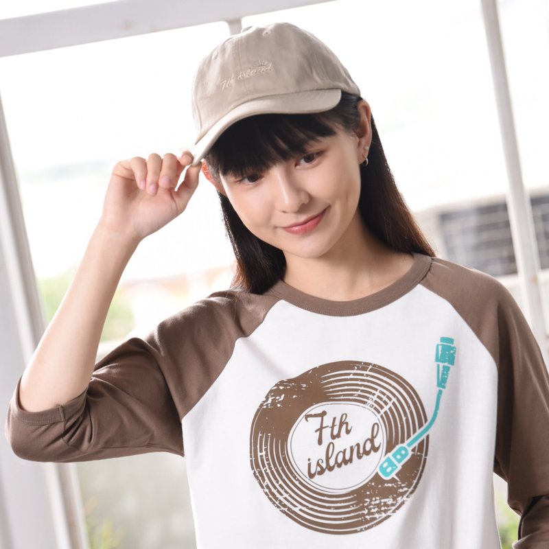 【7th Original 棒球帽】兩色布面電繡。海軍藍奶茶棕。男女共款 - 帽子 - 棉．麻 