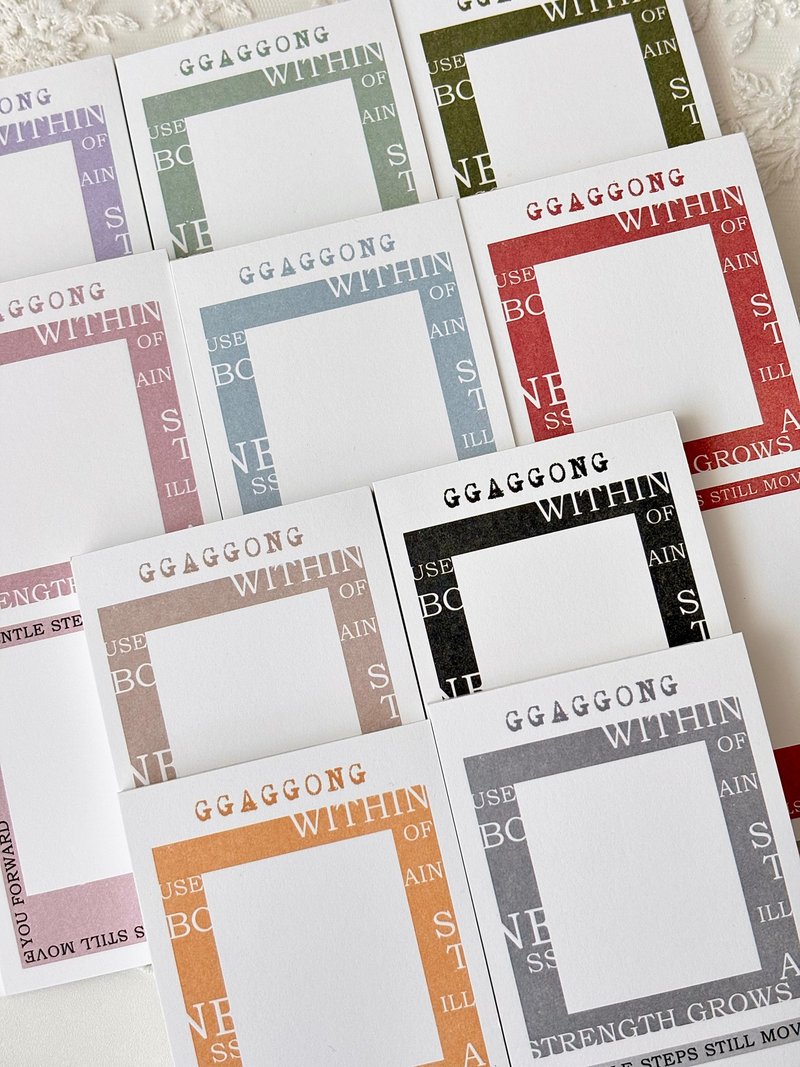 Typo Frame Memo Pad - 便條紙/便利貼 - 紙 