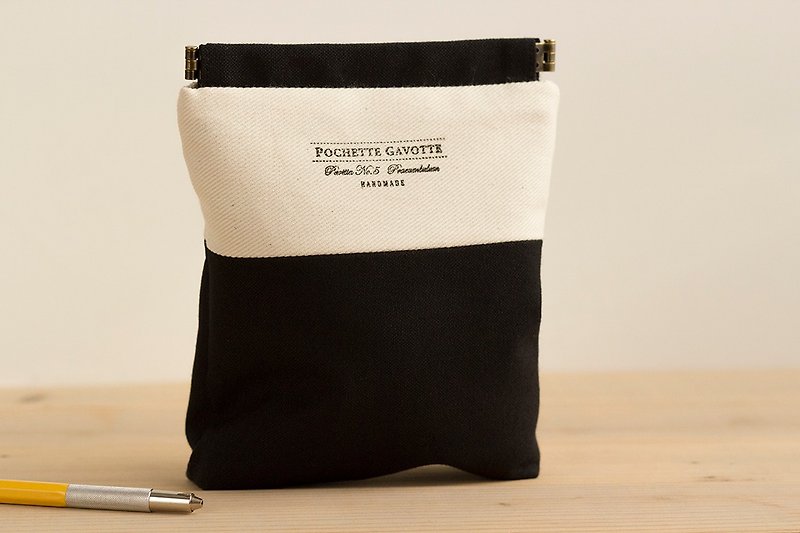 กระเป๋าใบเล็ก No.12 - กระเป๋าเครื่องสำอาง - ผ้าฝ้าย/ผ้าลินิน สีดำ
