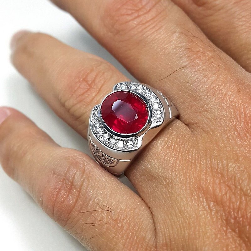 แหวนเงินพลอยแดงทับทิม 11 x 9 มิล 6.25 ct แหวนแต่งงานหรือแหวนวันเกิด - แหวนทั่วไป - เงินแท้ สีแดง