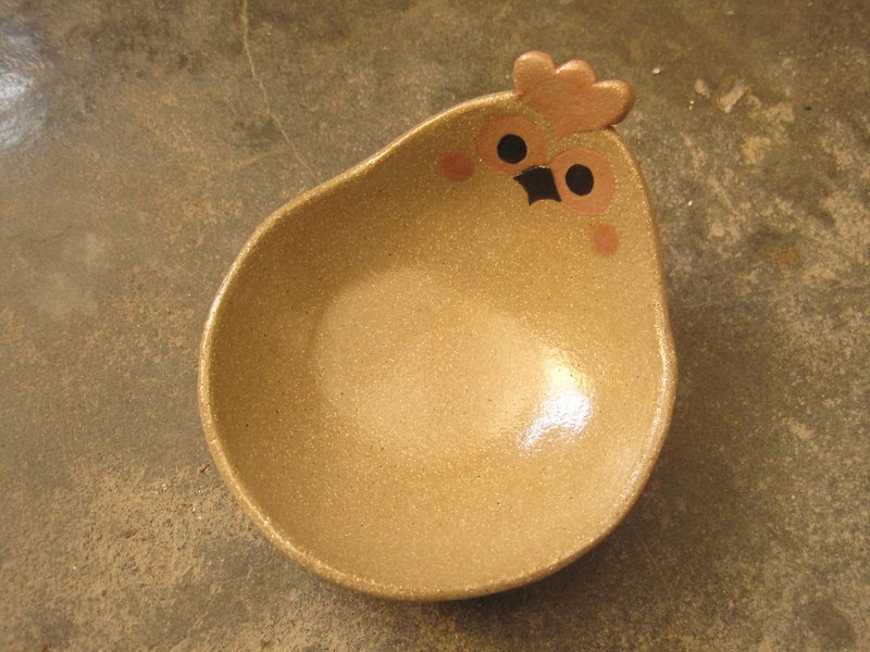DoDo hand-made animal shape bowl-hen shallow bowl (brown black mouth) - Bowls - Pottery Brown
