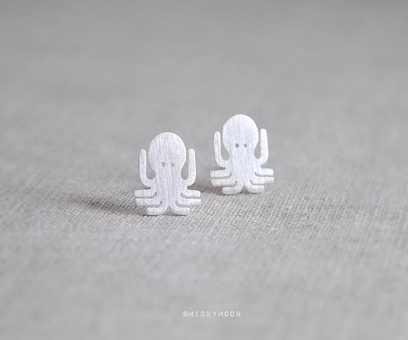 Squid Silver Earrings,925 Sterling Silver - 耳環/耳夾/耳骨夾 - 純銀 銀色