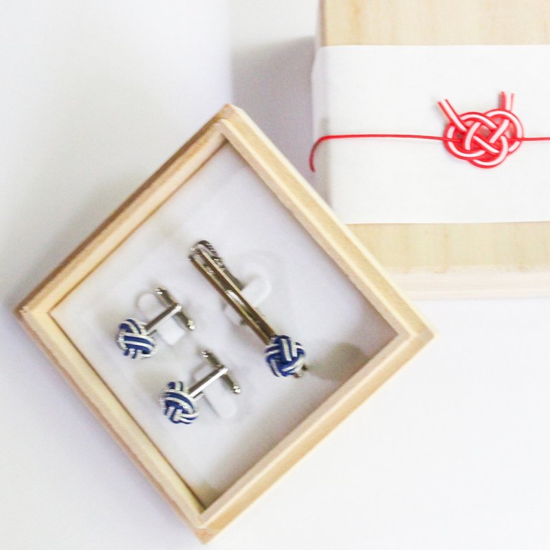 Mizuhiki Awajidama cuffs and tie pin set in paulownia box with mizuhiki wrapping - กระดุมข้อมือ - กระดาษ สีน้ำเงิน