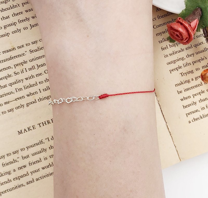 Half line half chain style sterling silver love chain love relay never give up design red line hand strap - สร้อยข้อมือ - โลหะ สีแดง