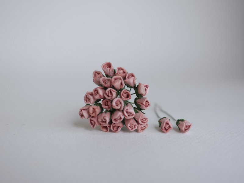 Paper flower, 50 pieces, size 1x0.8  cm. budding rose flower, dusty pink color. - 其他 - 紙 粉紅色