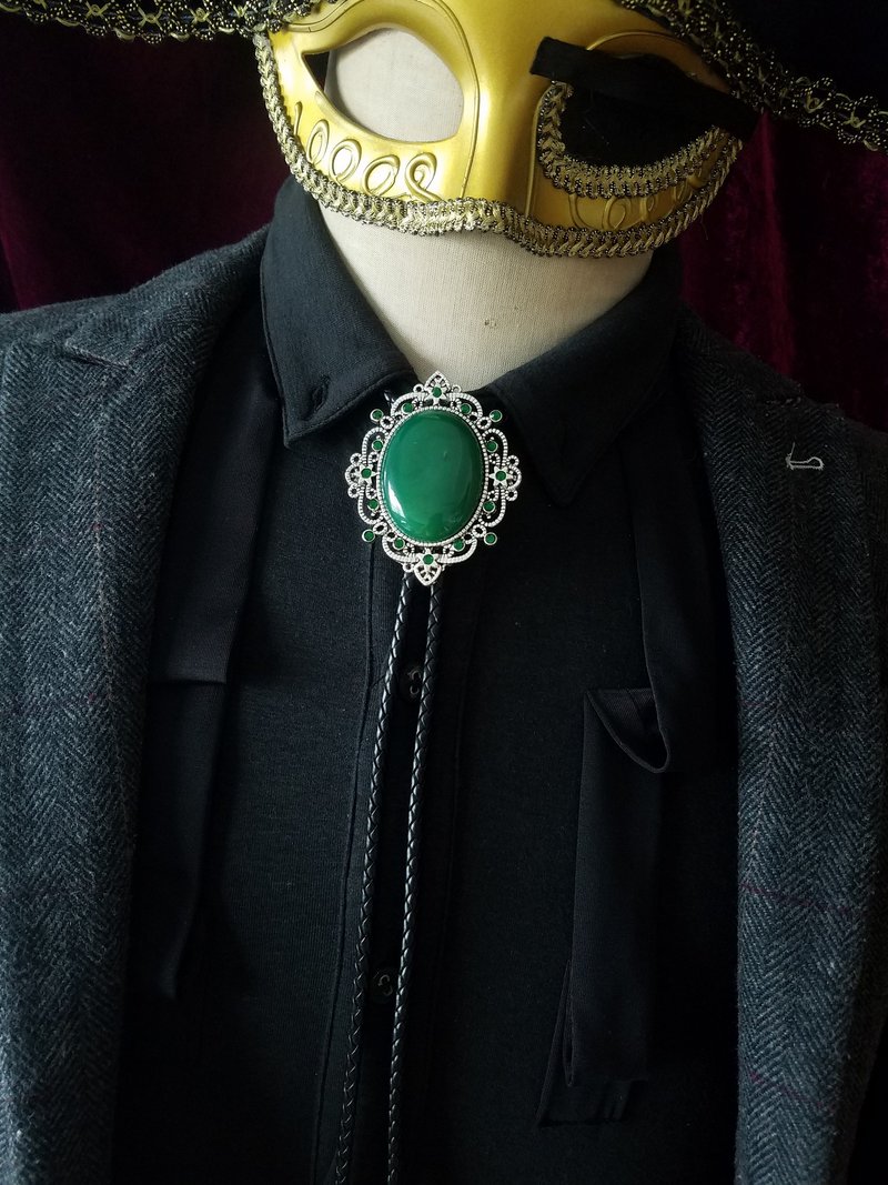 The green chalcedony is studded with Paul tie tie gemstone bolo tie. - Ties & Tie Clips - Semi-Precious Stones Green