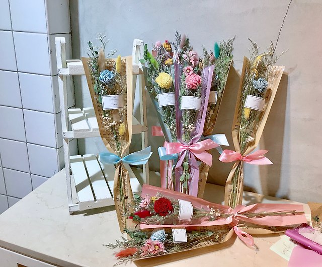 卒業ブーケシリーズ 儀式の軽い愛情重い長いシンプルな花束ドライフラワー小さな花束 ショップ Lanemore ドライフラワー ブーケ Pinkoi