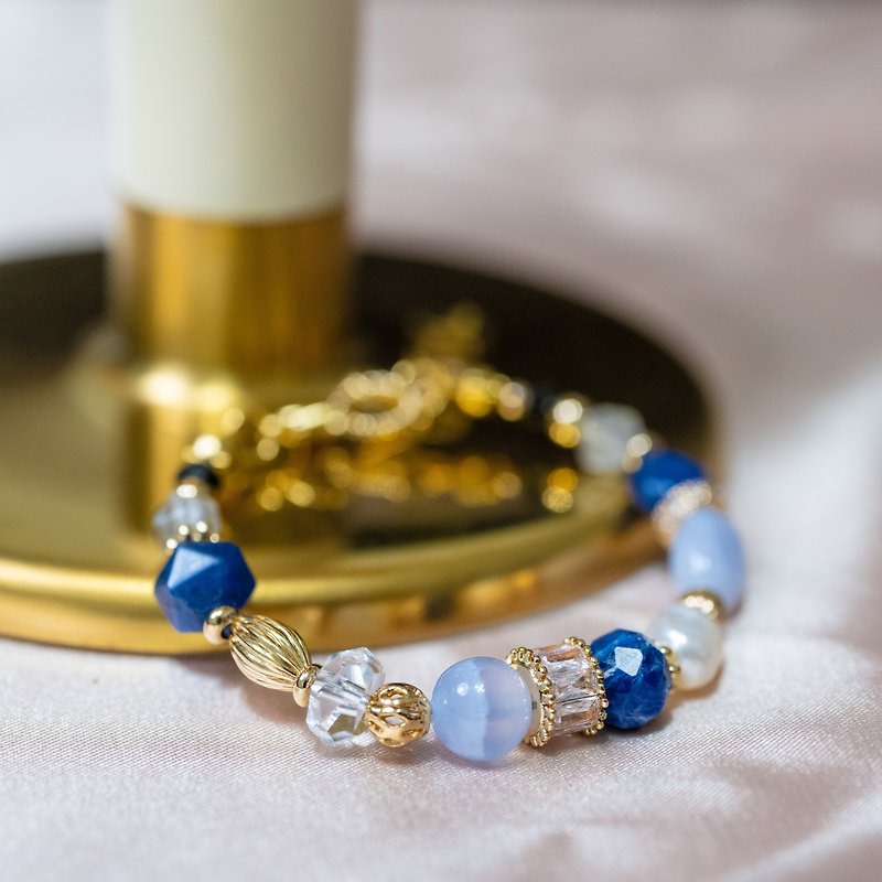 [Old Wangyou River] 017 Blue Stone Blue Onyx White Crystal Bracelet - Bracelets - Gemstone 