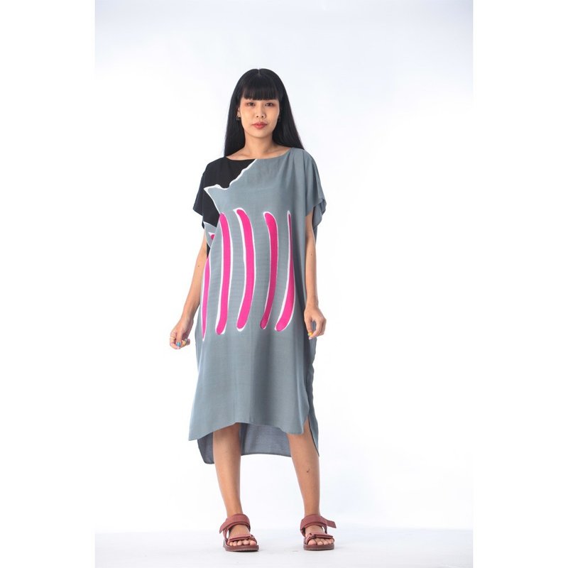 Hand Painted Cotton Rayon Kaftan for Summer Resort Vacation Free Size - 洋裝/連身裙 - 棉．麻 灰色