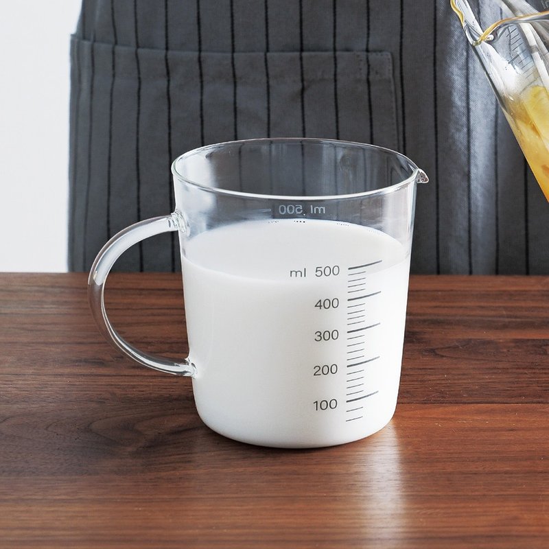 日本霜山 高透耐熱可微波玻璃量杯附刻度-500ml - 廚具 - 玻璃 透明