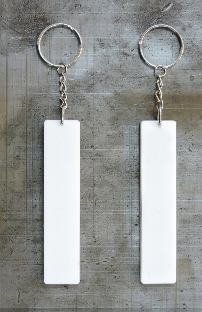 Custom wording on white background with red lettering/black lettering on the keychain - ที่ห้อยกุญแจ - อะคริลิค 