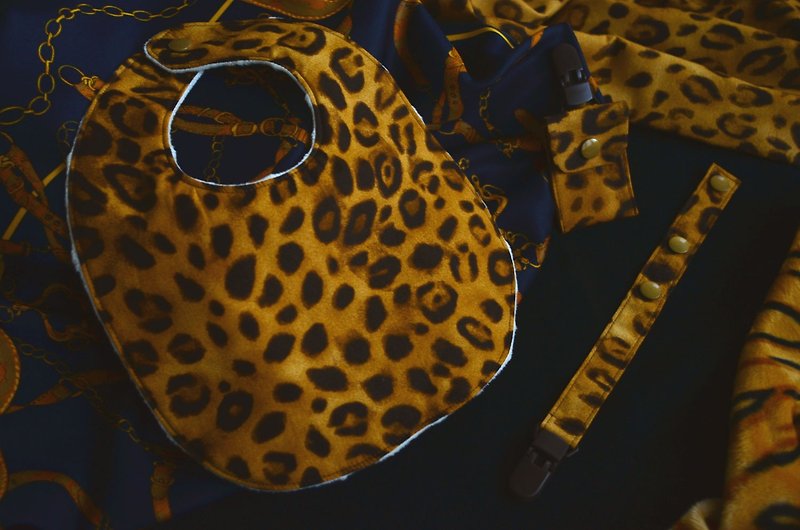 豹紋 - 北鼻扣式圍兜禮盒組 - 口水肩/圍兜 - 棉．麻 多色