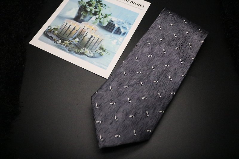 Advanced water machine grey bee printed silk tie / heavyweight silk business - Ties & Tie Clips - Silk Gray