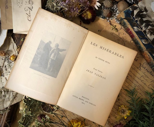 1891年 100周年を迎えるフランスの小説 レ・ミゼラブル 英語版レ