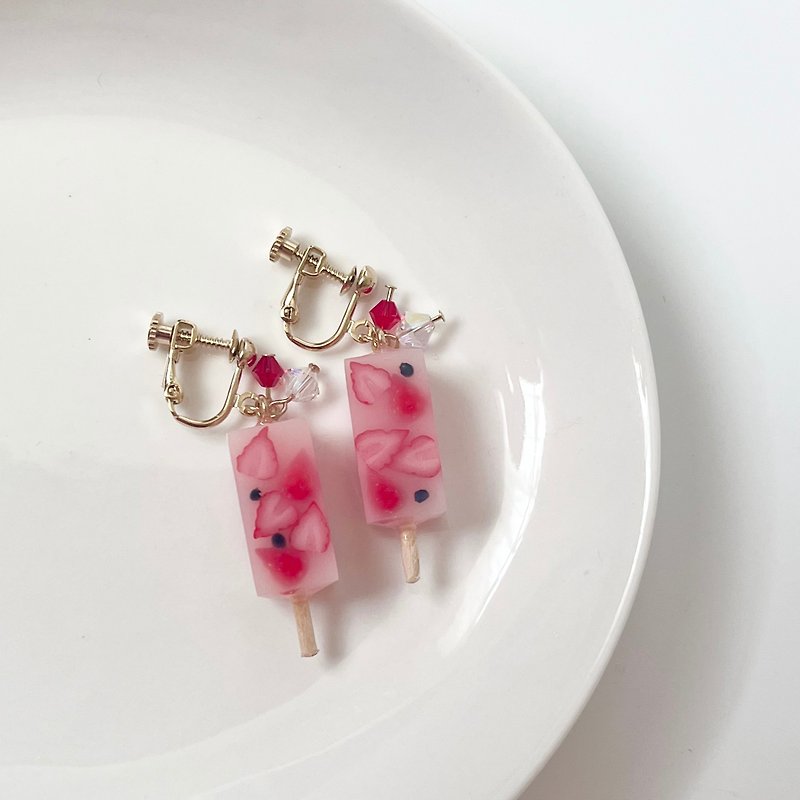 strawberry milk popsicle Clip-On - Earrings & Clip-ons - Acrylic Red