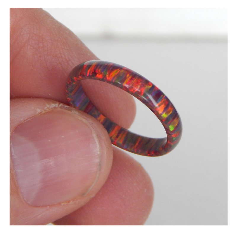 Unique very beautiful ring. Solid opal band. Solid opal ring. - 戒指 - 其他材質 多色