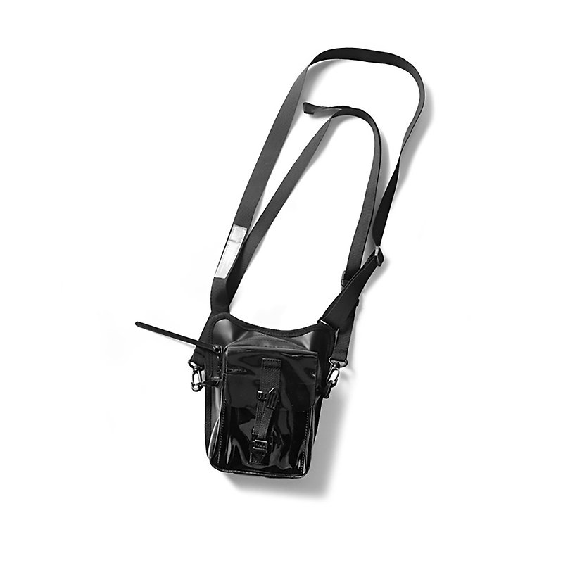 SIDEEFFECT 18SS CHEST BAG PVC Waterproof Chest Bag Messenger Bag - กระเป๋าแมสเซนเจอร์ - วัสดุกันนำ้ สีดำ