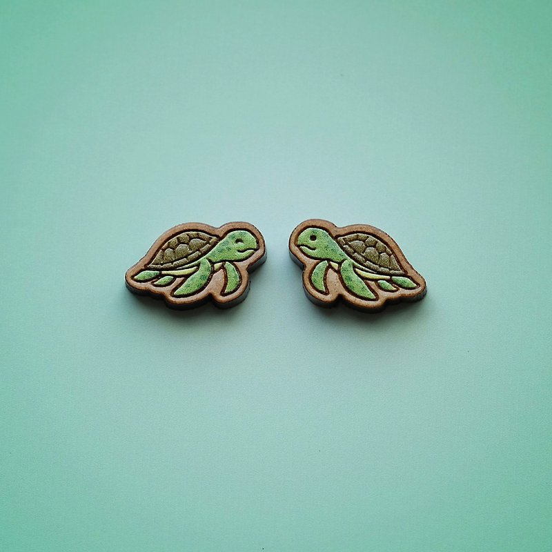 Painted wood earrings-Sea turtle - ต่างหู - ไม้ สีเขียว