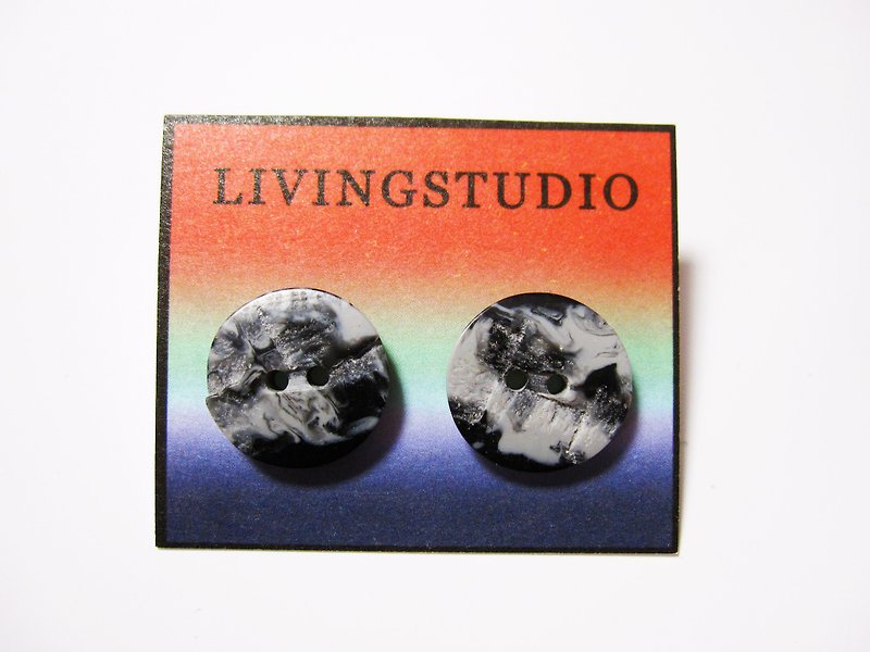 Handmade earrings ♁ muddy earth - ต่างหู - พลาสติก สีดำ