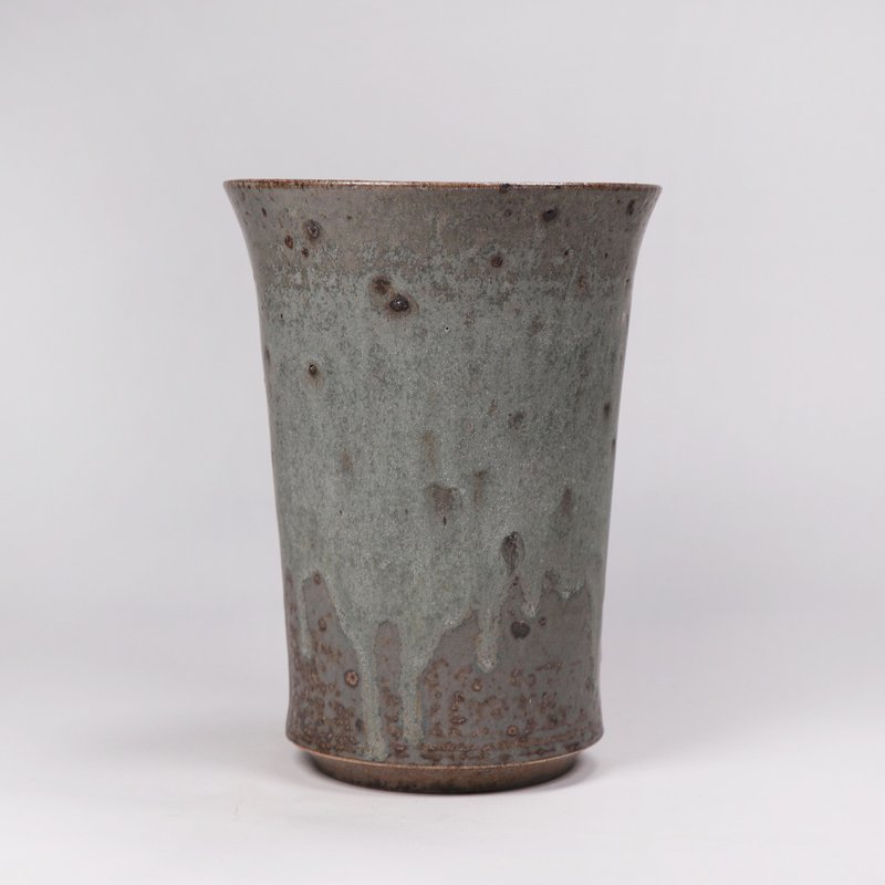明芽窯 l 柴燒原礦鐵斑灰釉花器花瓶 陶器 陶藝品 H5 - 花瓶/花器 - 陶 灰色