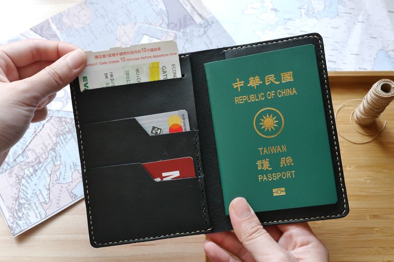 護照套 義大利牛皮手作 尊爵黑 多色可選 免費刻字與包裝 - 護照夾/護照套 - 真皮 黑色