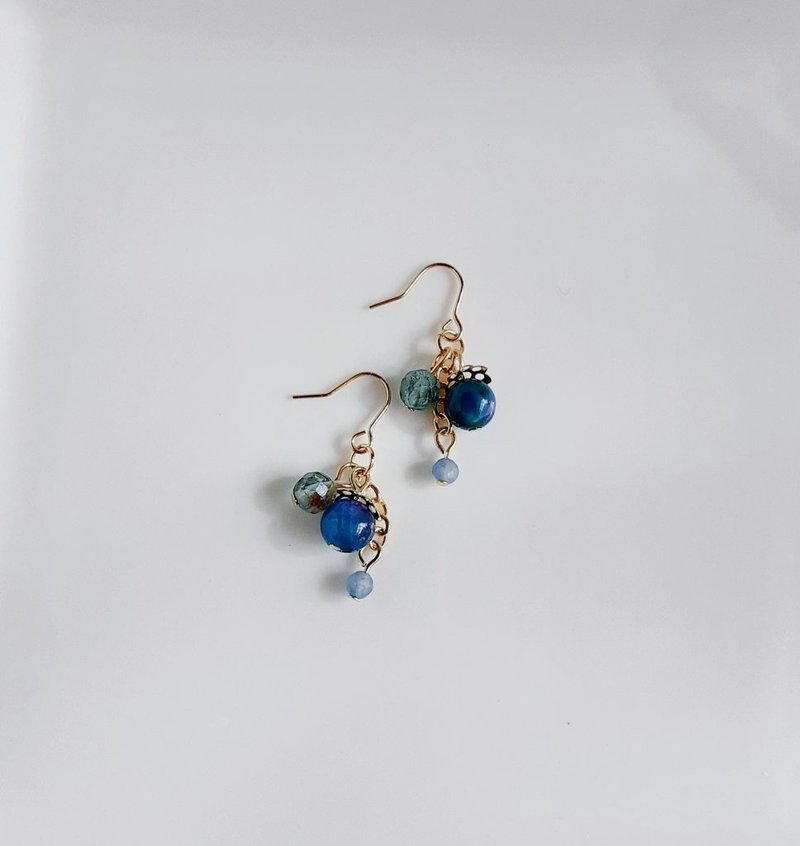 Mixed color tiger eye and natural stone mini earrings Natural stone Simple Cool color Birthday gift Stylish Stylish earrings Can be changed to allergy-friendly earrings or Clip-On - Earrings & Clip-ons - Semi-Precious Stones Blue