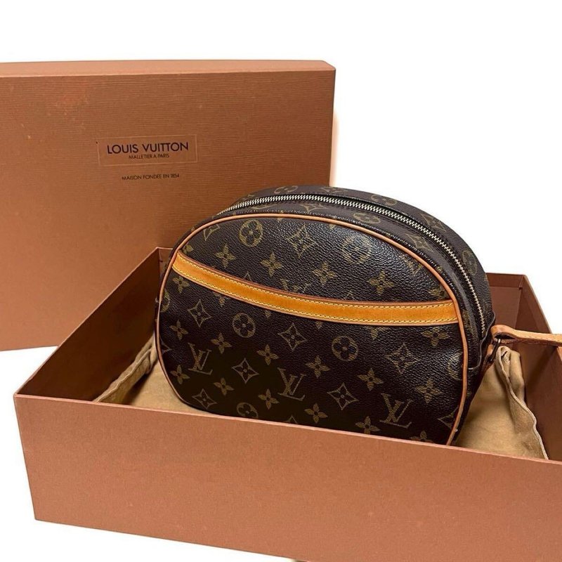 本物 Louis Vuitton ルイヴィトン ブロワ ショルダーバッグ 斜め掛け モノグラム M51221 PVC 付属有 外観美品 中古 - 側背包/斜背包 - 其他材質 咖啡色