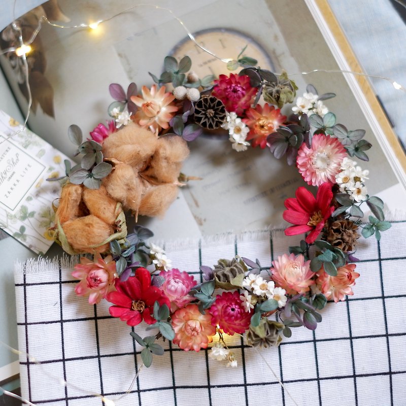 Unfinished | Warm winter dry flowers do not withered hydrangea wreath props props wall decoration gifts gifts wedding arrangements office small objects Hydrangea home spot - ของวางตกแต่ง - พืช/ดอกไม้ หลากหลายสี