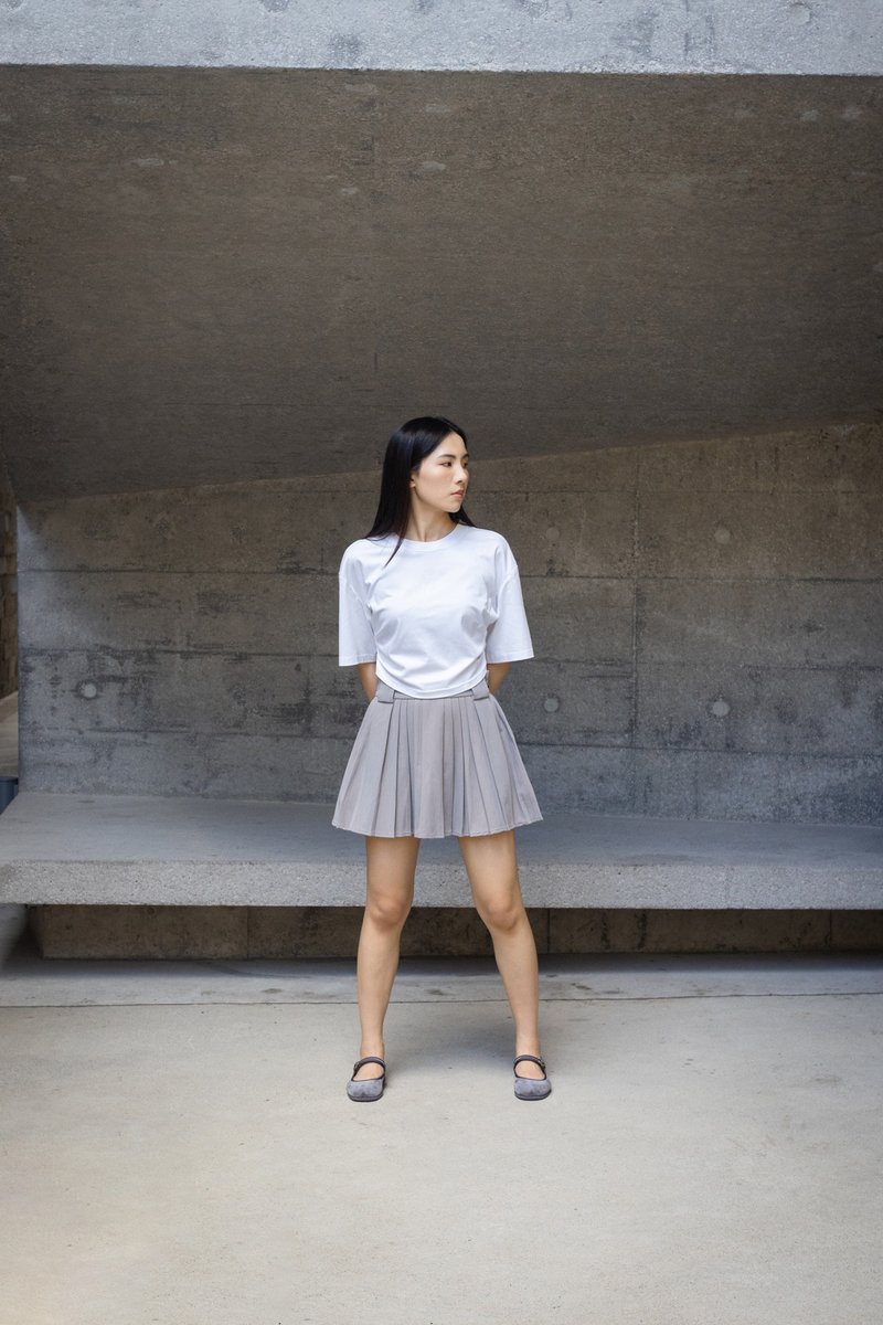 小百摺短裙 Small Pleated Skirts - 裙子/長裙 - 其他材質 灰色