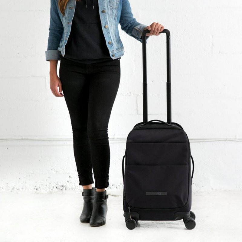 TIMBUK2 NEVER CHECK 4 WHEEL SPINNER 22吋 四輪拉桿行李箱 - 行李箱/旅行袋 - 其他材質 黑色
